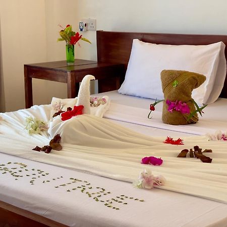 Equalia Boutique Hotel จัมเบียนี ภายนอก รูปภาพ
