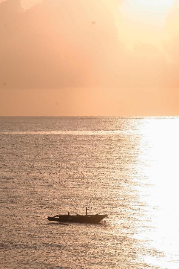 Equalia Boutique Hotel จัมเบียนี ภายนอก รูปภาพ