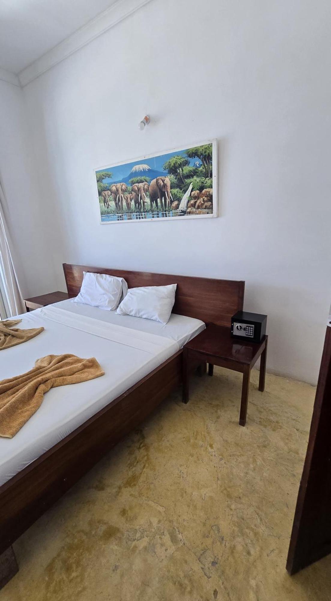 Equalia Boutique Hotel จัมเบียนี ภายนอก รูปภาพ